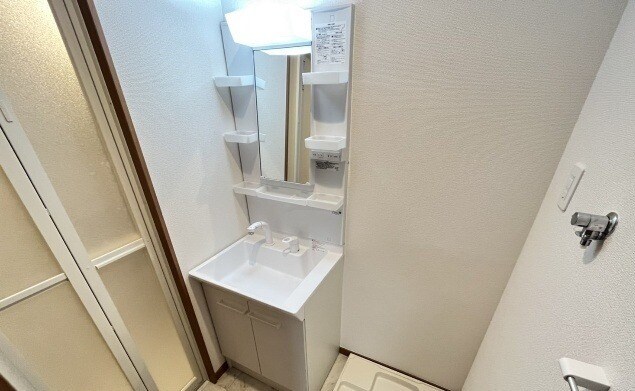 新入駅 徒歩36分 4階の物件内観写真