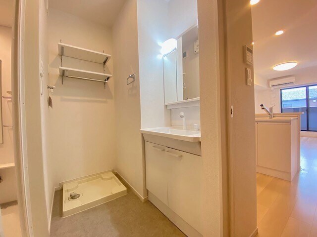 新入駅 徒歩9分 2階の物件内観写真