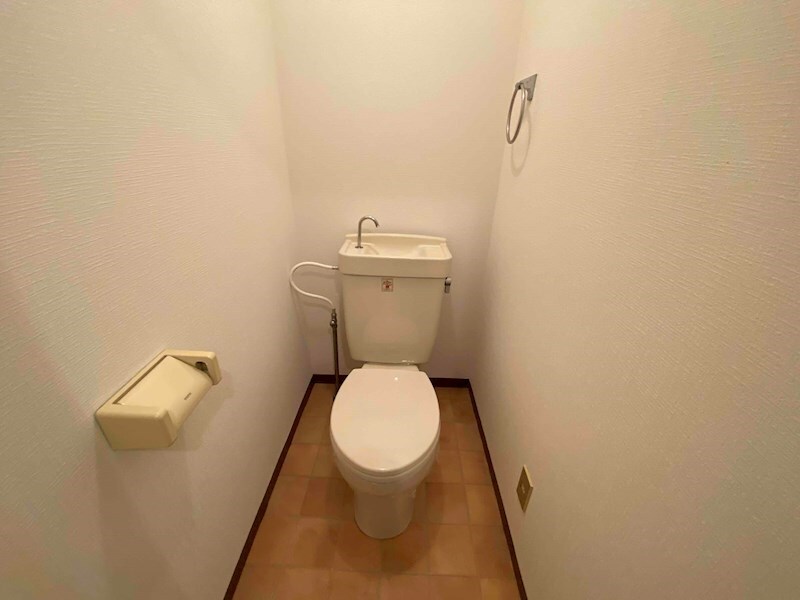 足立インターハイツの物件内観写真