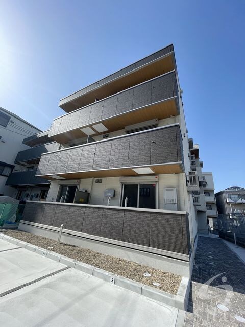 御崎公園駅 徒歩2分の物件外観写真