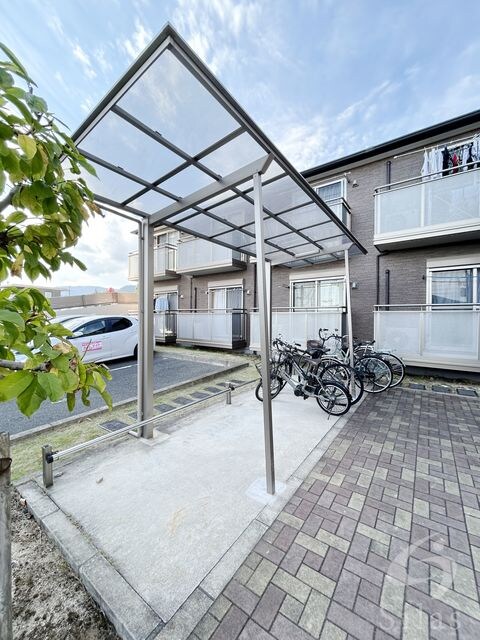 仁川駅 徒歩3分 2階の物件外観写真