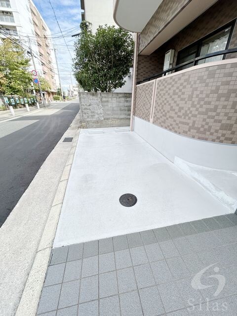 西宮駅 徒歩5分 1階の物件外観写真