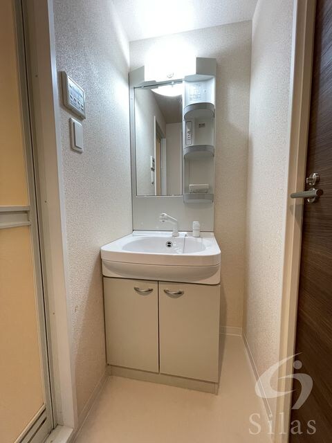 出屋敷駅 徒歩8分 2階の物件内観写真