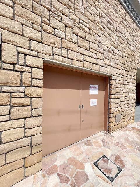 弁天町駅 徒歩2分 3階の物件外観写真