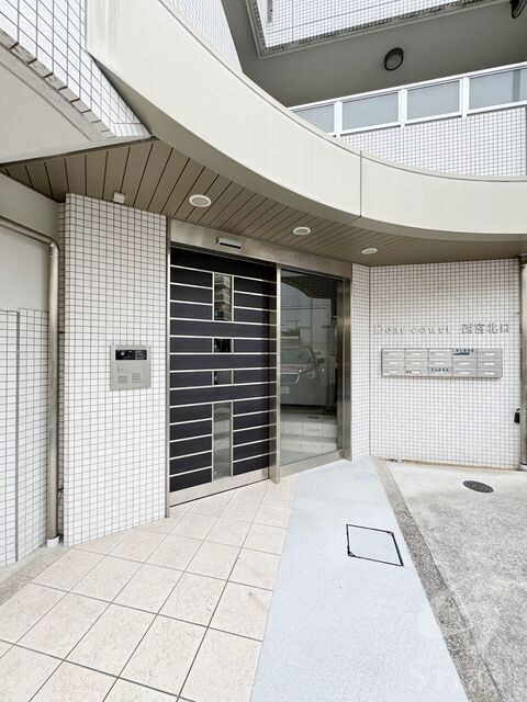 西宮北口駅 徒歩10分 3階の物件外観写真