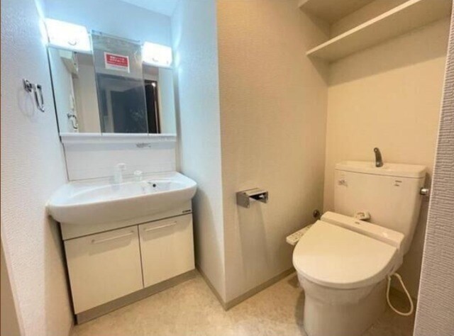 尼崎駅 徒歩1分 8階の物件内観写真