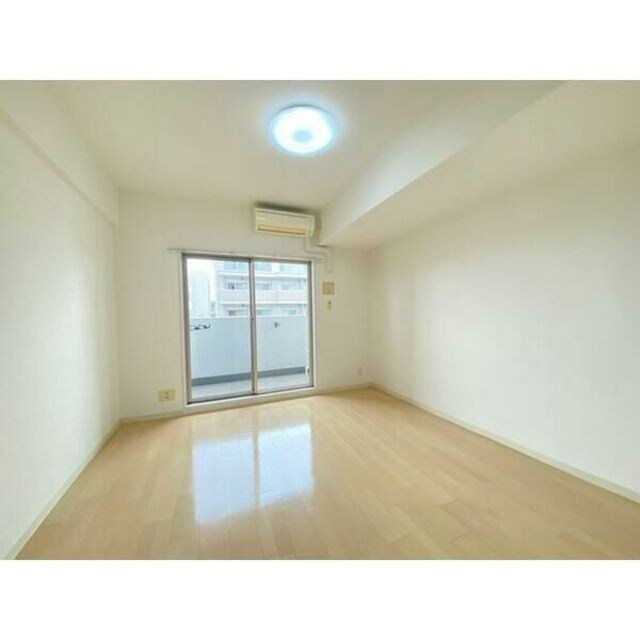 尼崎駅 徒歩1分 8階の物件内観写真