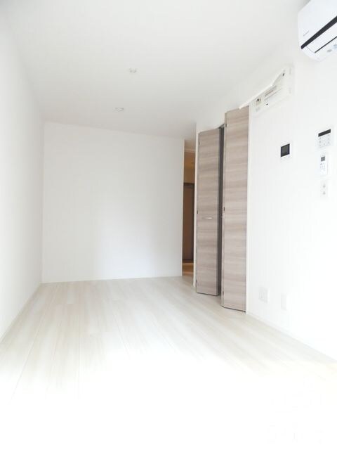 伊丹駅 徒歩3分 2階の物件内観写真