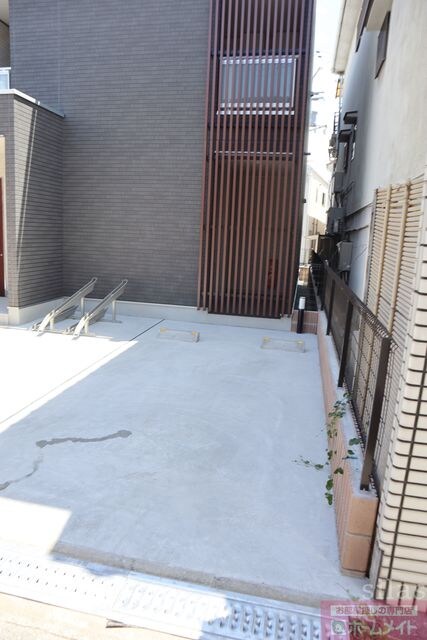 岡町駅 徒歩6分 1階の物件外観写真