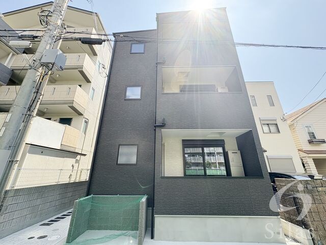 芦屋駅 徒歩8分 1階の物件外観写真