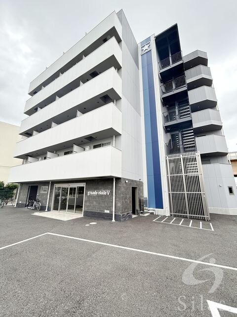 川西池田駅 徒歩9分 1階の物件外観写真