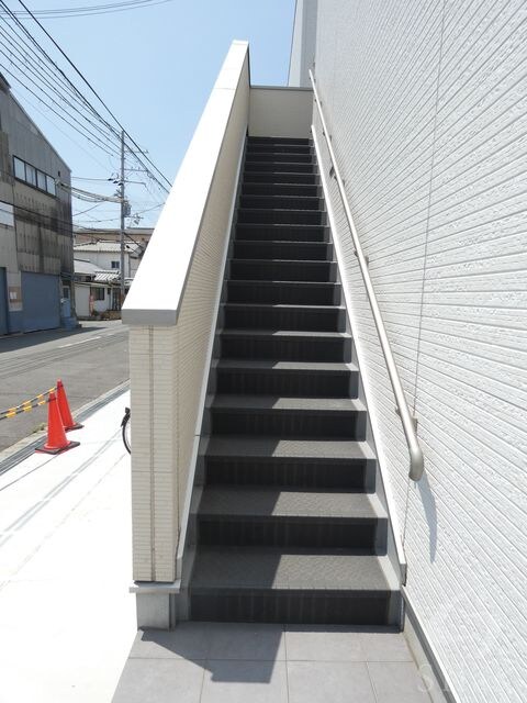 出来島駅 徒歩10分 2階の物件外観写真