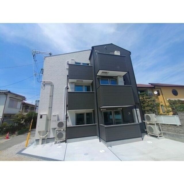 川西能勢口駅 徒歩5分 1階の物件外観写真