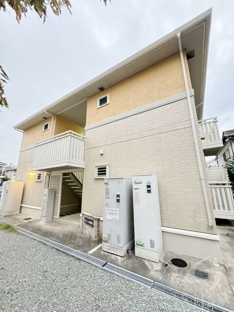 出屋敷駅 徒歩10分 2階の物件外観写真