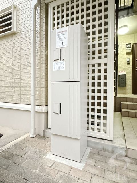 出屋敷駅 徒歩10分 2階の物件外観写真