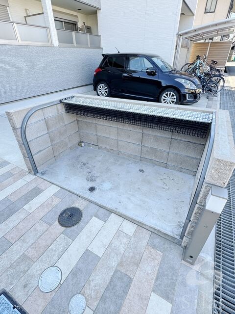 猪名寺駅 徒歩4分 1階の物件外観写真