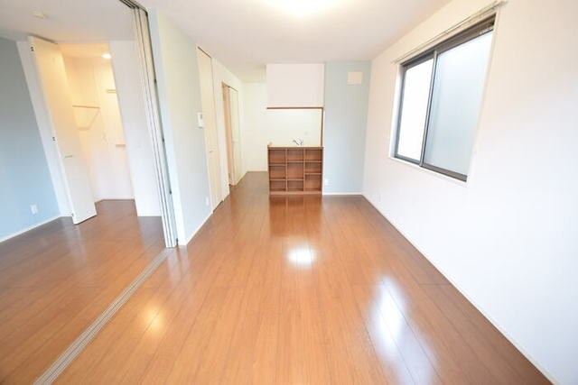 伊丹駅 バス30分  鴻池東バス停下車：停歩3分 1階の物件内観写真