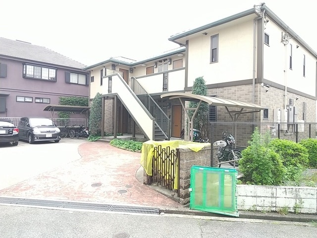 大阪府豊中市上野西２丁目の物件外観写真