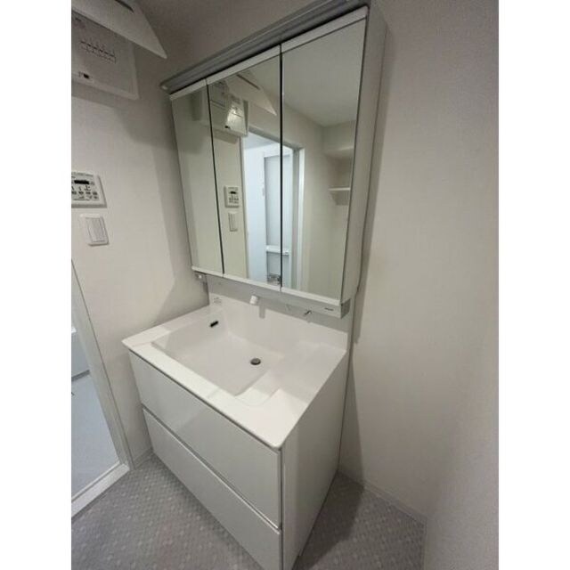 西宮駅 徒歩5分 1階の物件内観写真