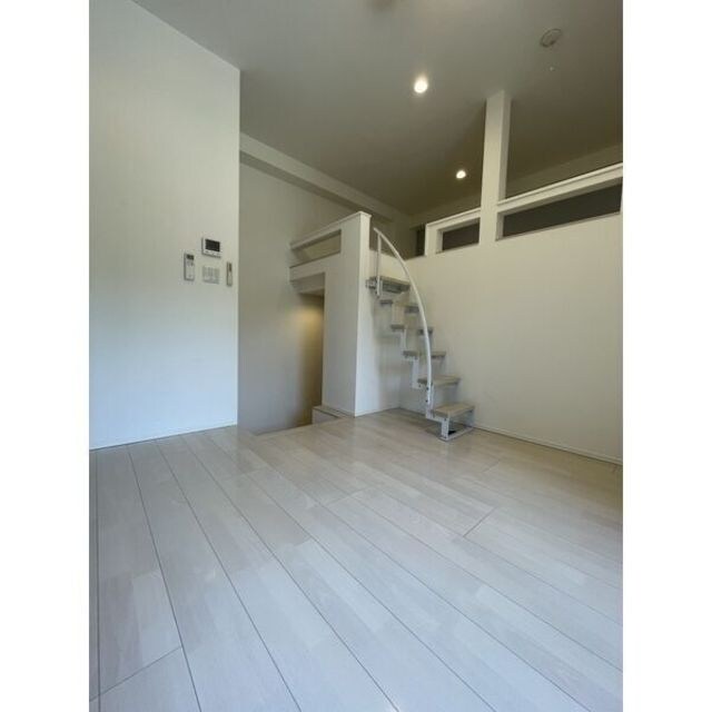 宝塚駅 徒歩8分 2階の物件内観写真