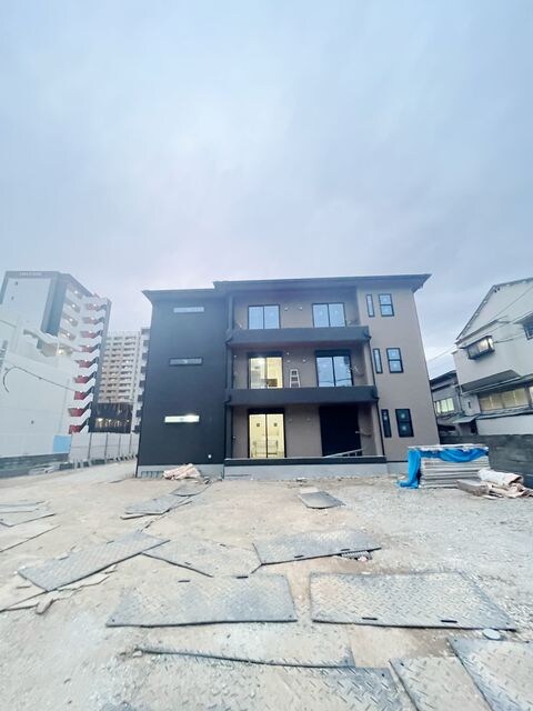 川西能勢口駅 徒歩7分 3階の物件外観写真