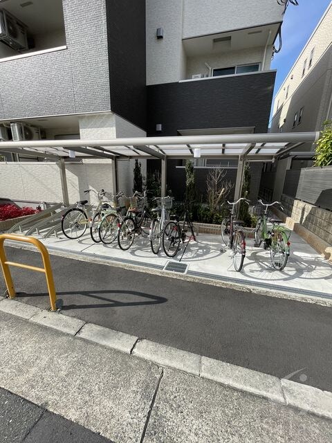 摂津市駅 徒歩8分 1階の物件外観写真