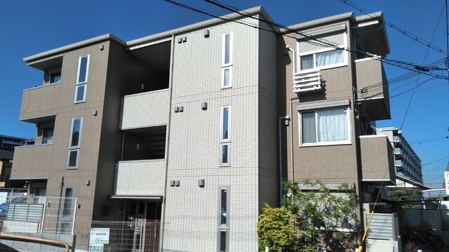 茨木駅 徒歩4分 1階の物件外観写真