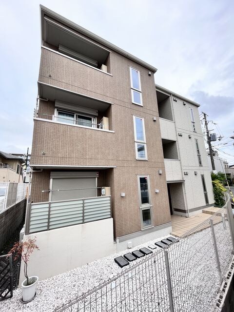 茨木駅 徒歩4分 1階の物件外観写真