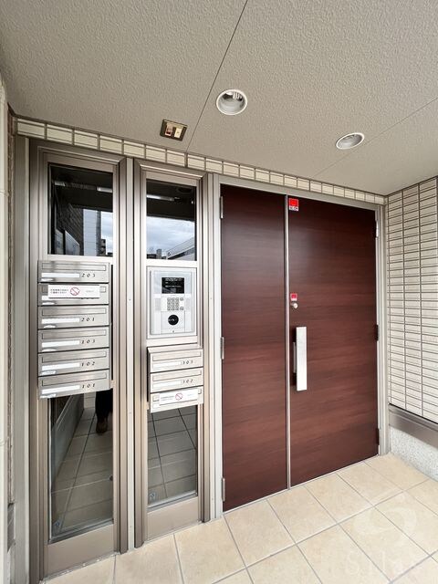 茨木駅 徒歩4分 1階の物件外観写真