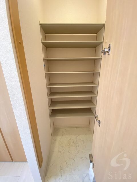 岡町駅 徒歩3分 2階の物件内観写真