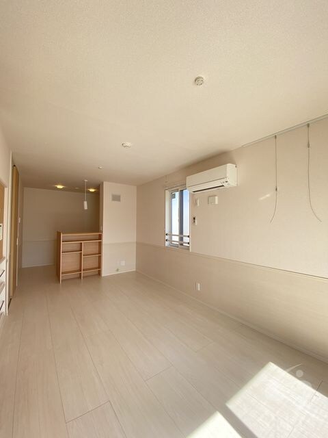 岡町駅 徒歩3分 2階の物件内観写真