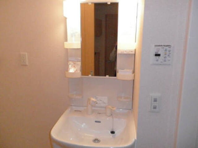 武庫川駅 徒歩3分 2階の物件内観写真