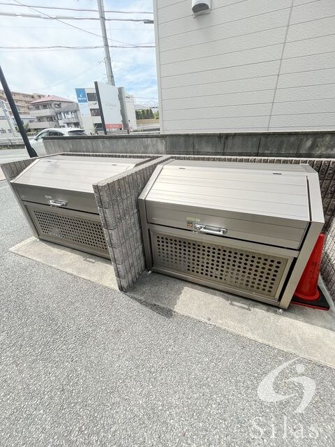 川西能勢口駅 徒歩5分 4階の物件外観写真