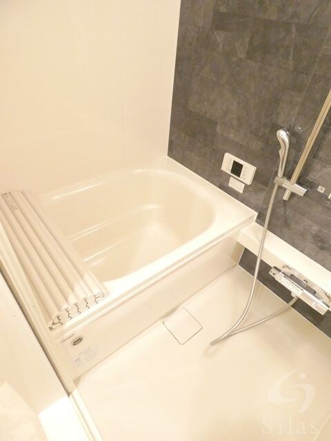 伊丹駅 徒歩3分 1階の物件内観写真