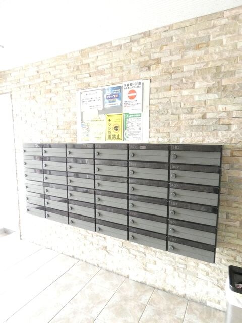 尼崎駅 徒歩2分 5階の物件外観写真