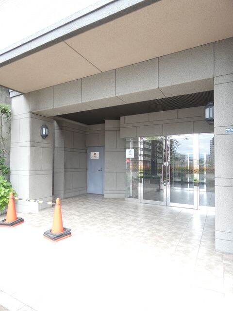 尼崎駅 徒歩2分 5階の物件外観写真