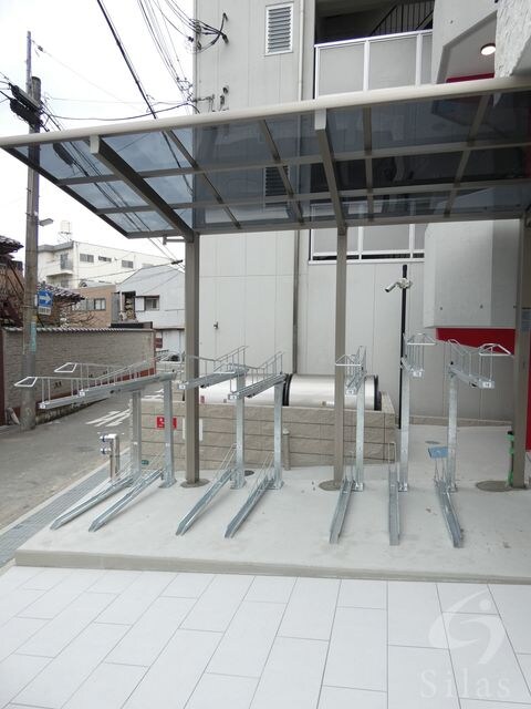 川西能勢口駅 徒歩4分 3階の物件外観写真