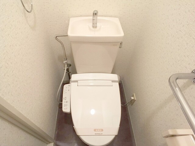 大倉山駅 徒歩20分 2階の物件内観写真