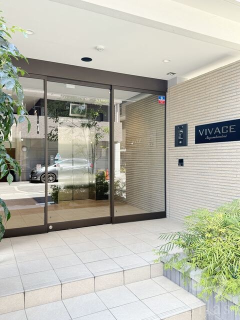 尼崎駅 徒歩4分 5階の物件外観写真