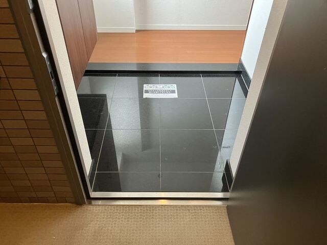 伊丹駅 徒歩3分 8階の物件内観写真