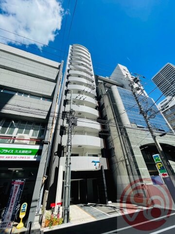 セレニテフラン本町の物件外観写真