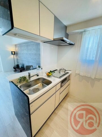 セレニテフラン本町の物件内観写真