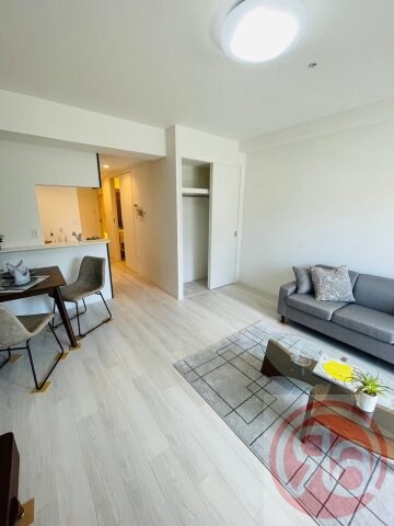 セレニテフラン本町の物件内観写真