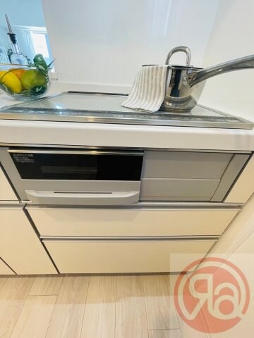 セレニテフラン本町の物件内観写真