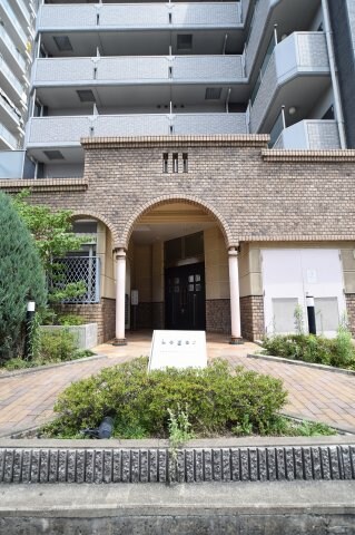 ロジェ今福鶴見の物件外観写真