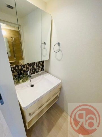 セレニテフラン本町の物件内観写真