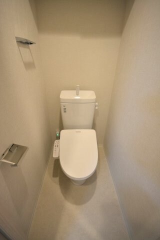 スプランディッド京橋EASTの物件内観写真