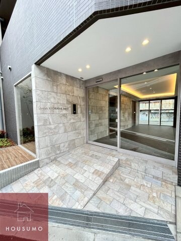 ArtizA京橋WESTの物件外観写真