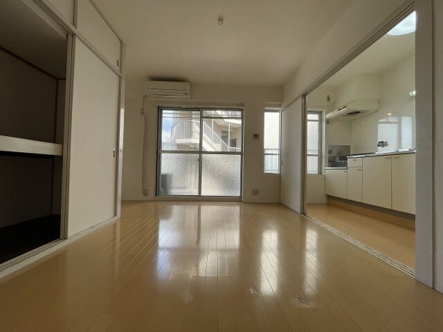 エルパラッツォ京橋の物件内観写真