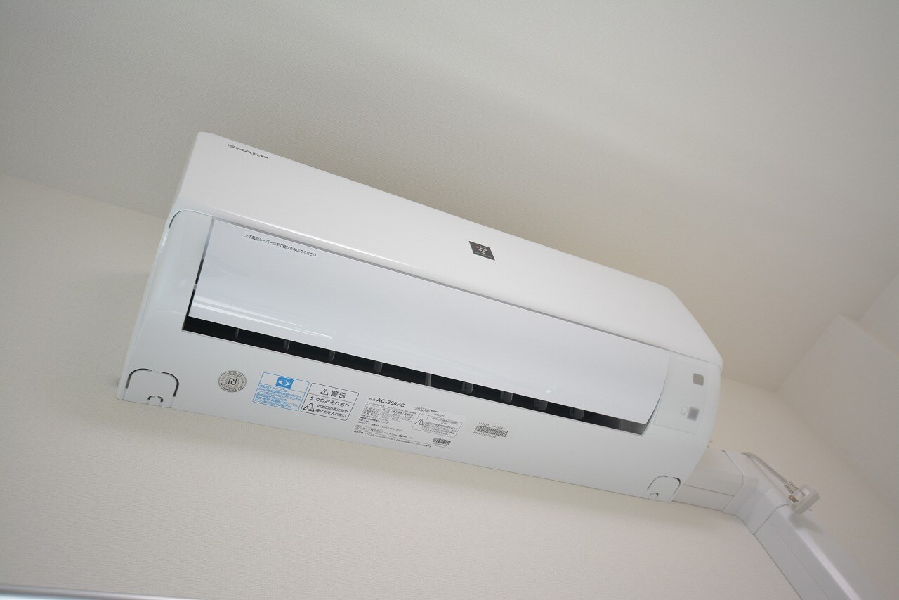 AMKレフィナード中宮の物件内観写真